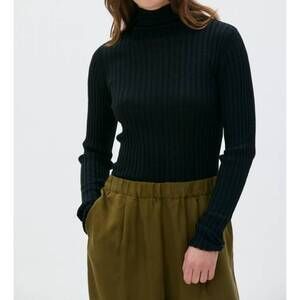 NEW MASKA arvi ribbed mock neck top in black